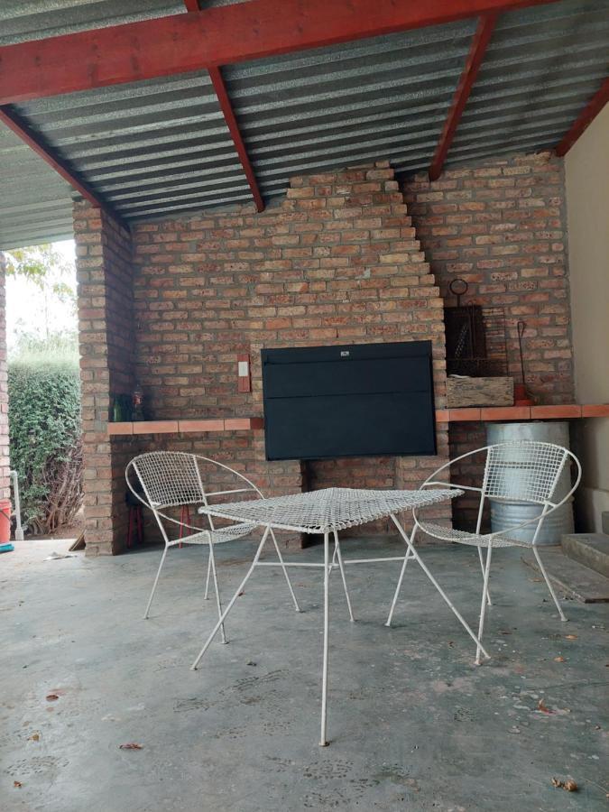 Three Sons Guest Farm Villa Loxton Exterior photo